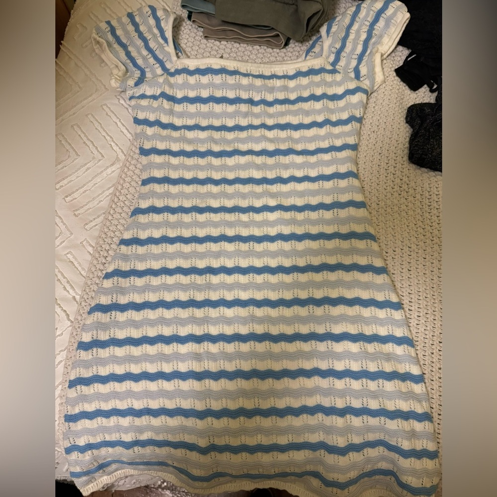Hollister shortsleeved mini body con dress
